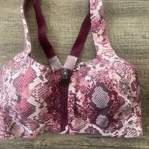 Victoria's Secret Knockout Ultra Max Sports Bra 32DD